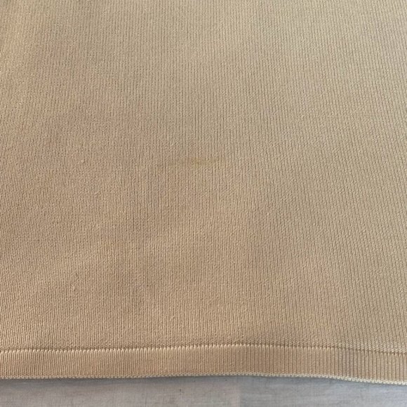 Le Chateau Cream Blazer Skirt Suit Set - Picture 11 of 12